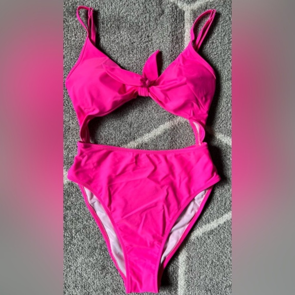 EUC one piece swimsuit with mid section cut out